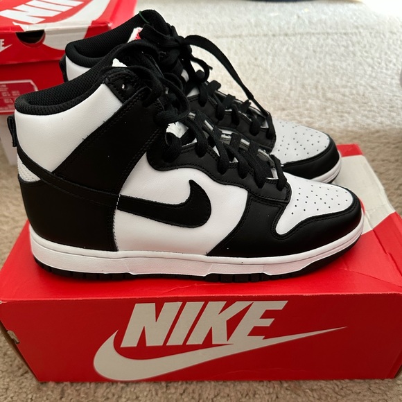 Nike Panda High Tops - Picture 6 of 6